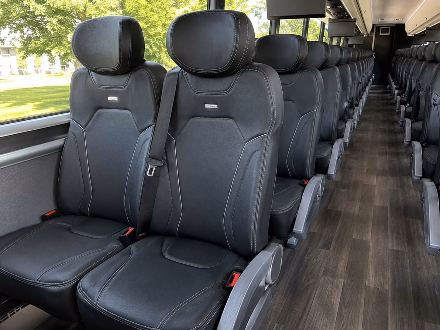 late night wedding shuttle buses back to livermore hotels