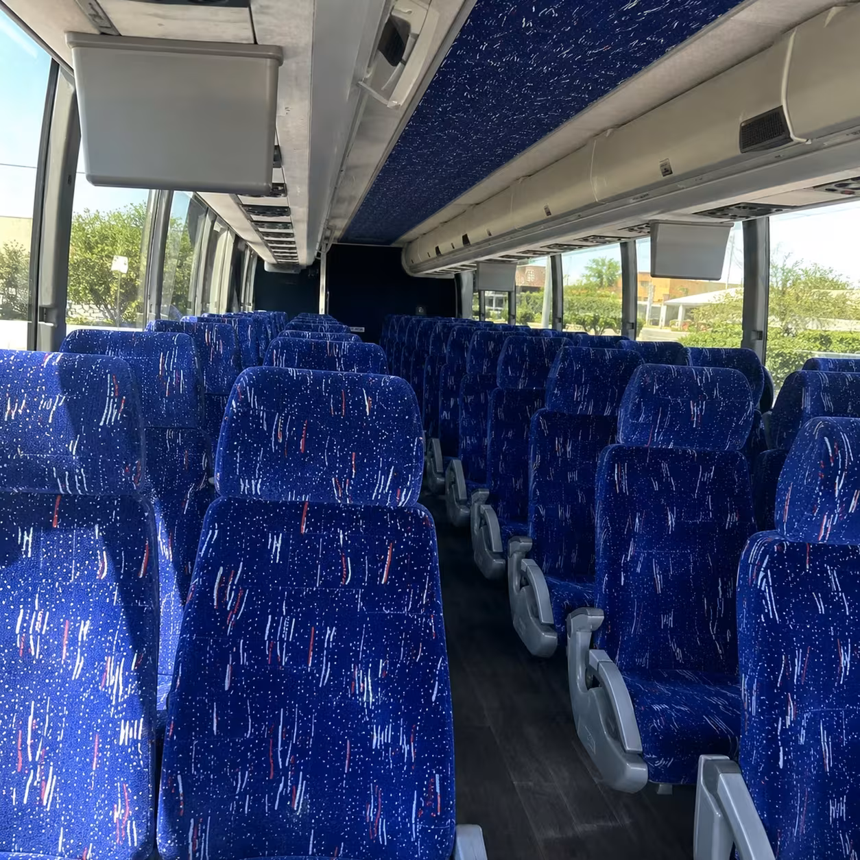 livermore charter bus hero 2