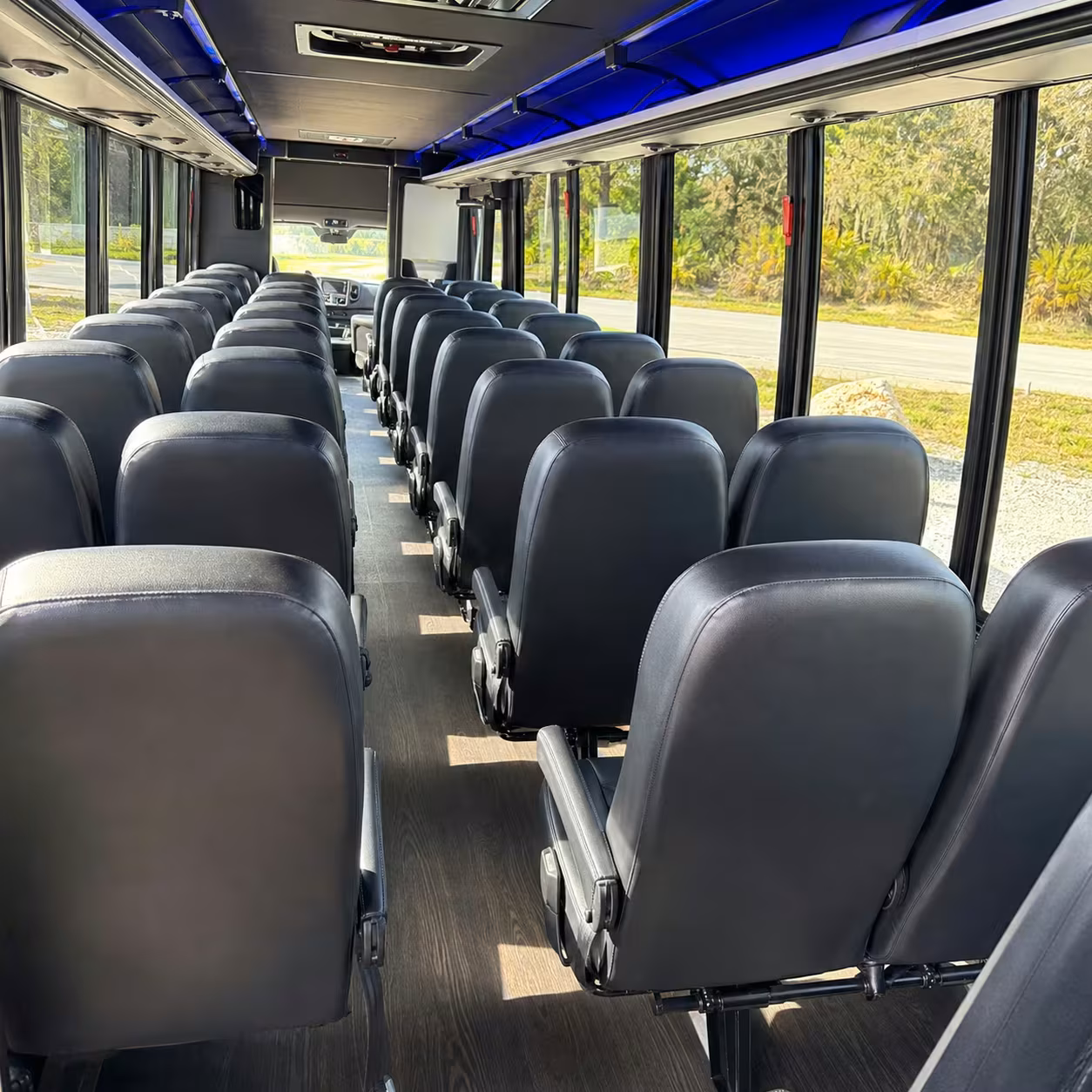 livermore minibus rentals for san jose mineta airport arrivals
